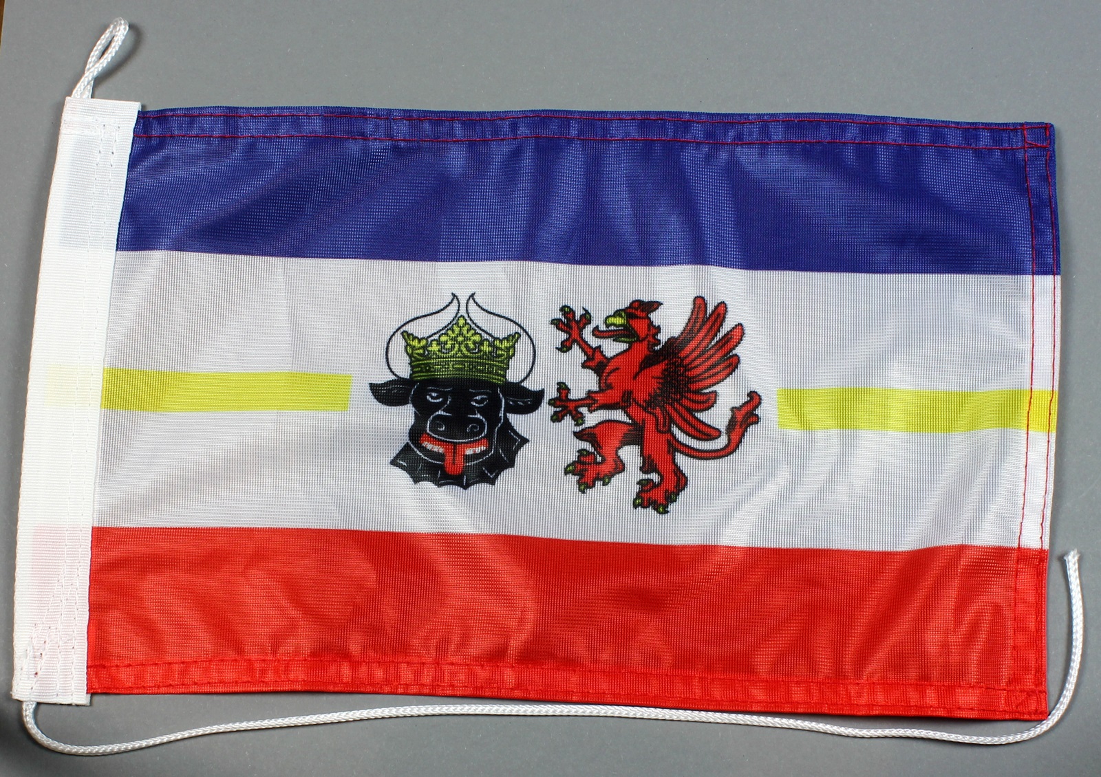 bootsflagge-20x30-mecklenburg-vorpommern Bootsflagge : Mecklenburg Vorpommern 30x20 cm Motorradflagge