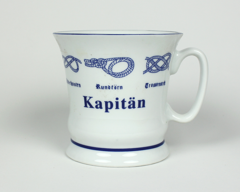 Becher Kapitaen hoch Becher Kapitaen hoch
