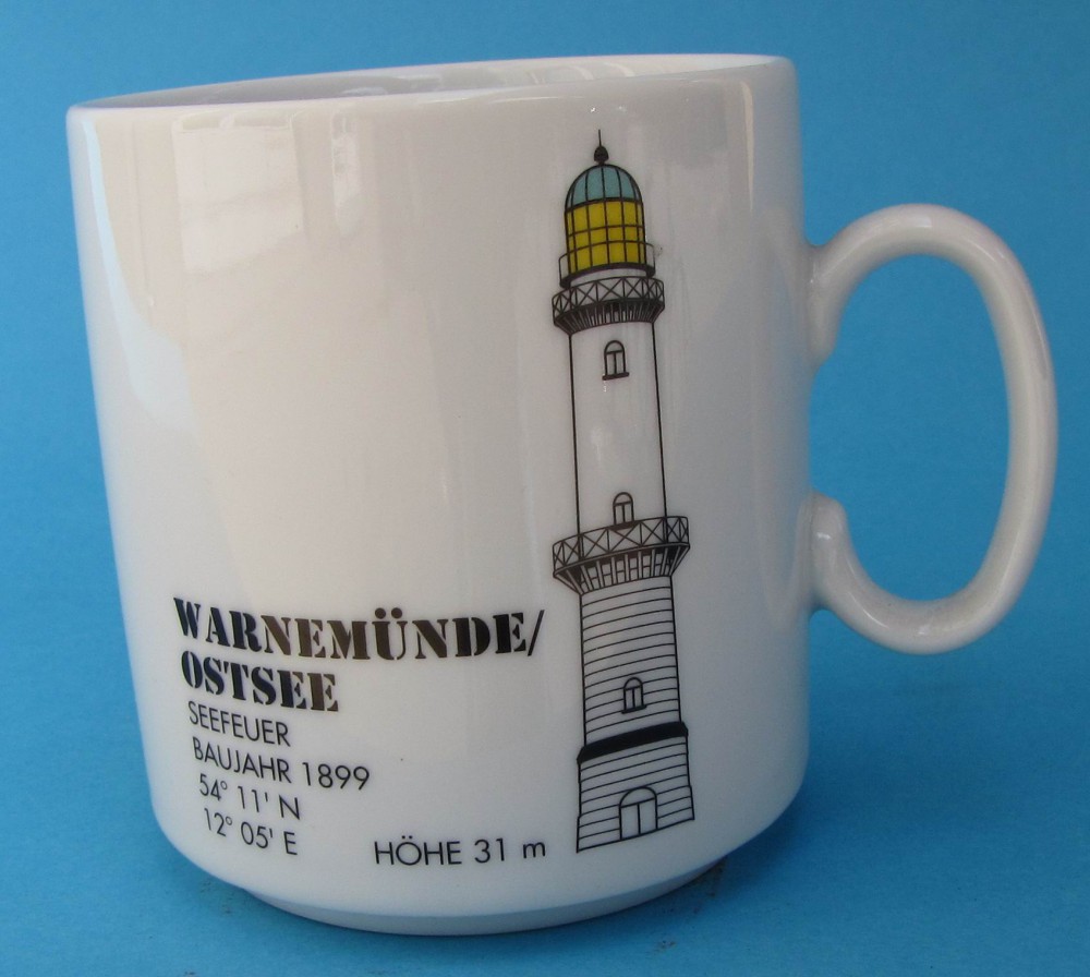 Leuchtturm Becher Warnemünde / Ostsee *