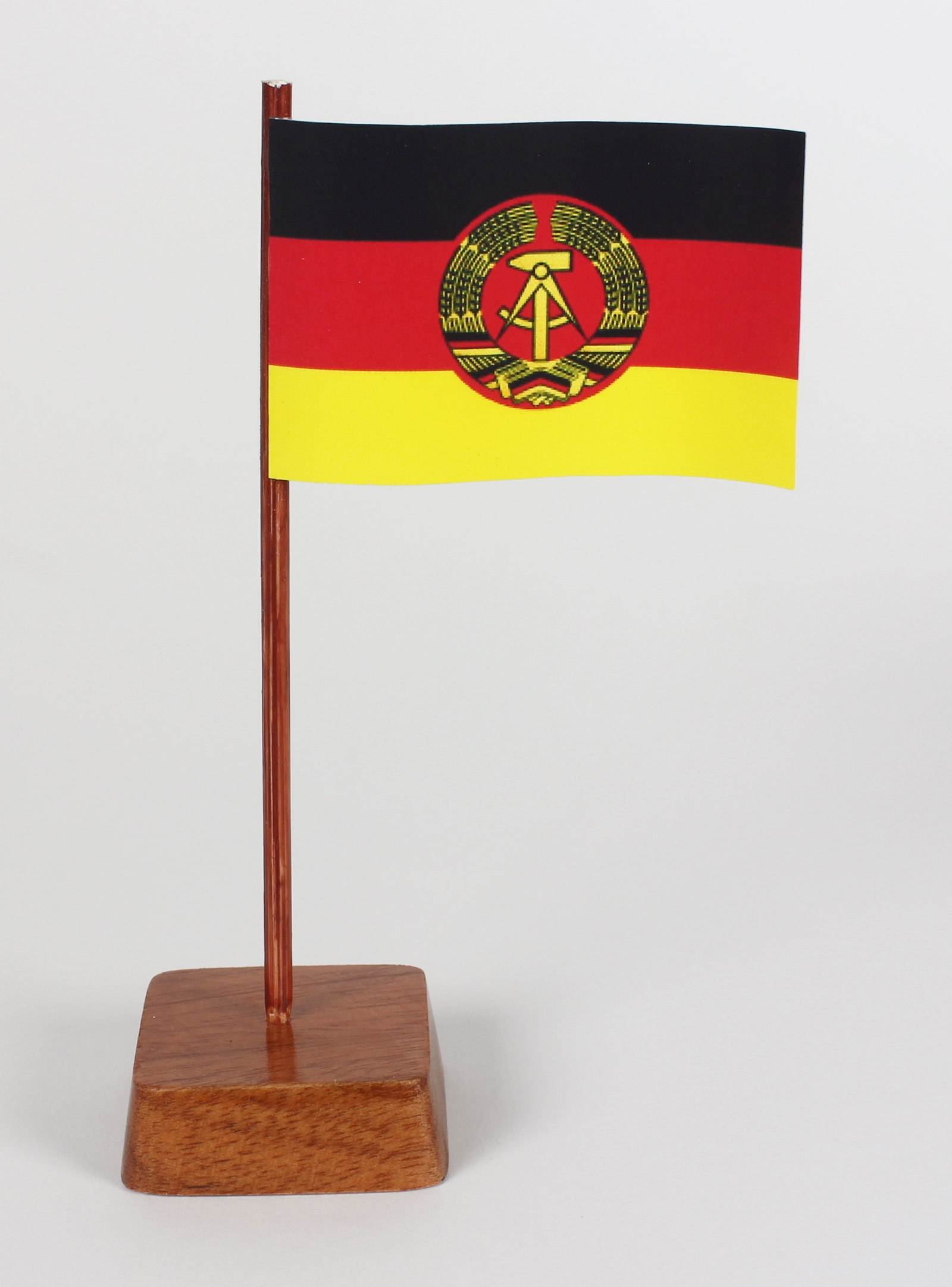 Mini Tischflagge DDR Höhe 13 cm Tischfähnchen