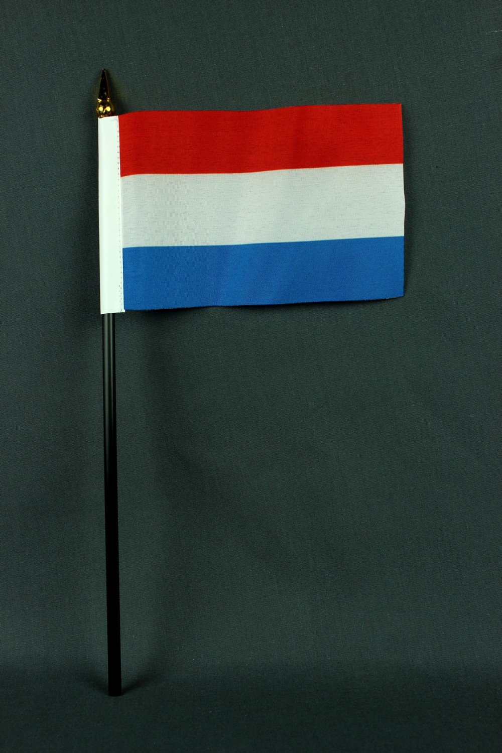 Kleine Tischflagge Luxemburg 10x15 cm optional mit Tischfähnchenständer