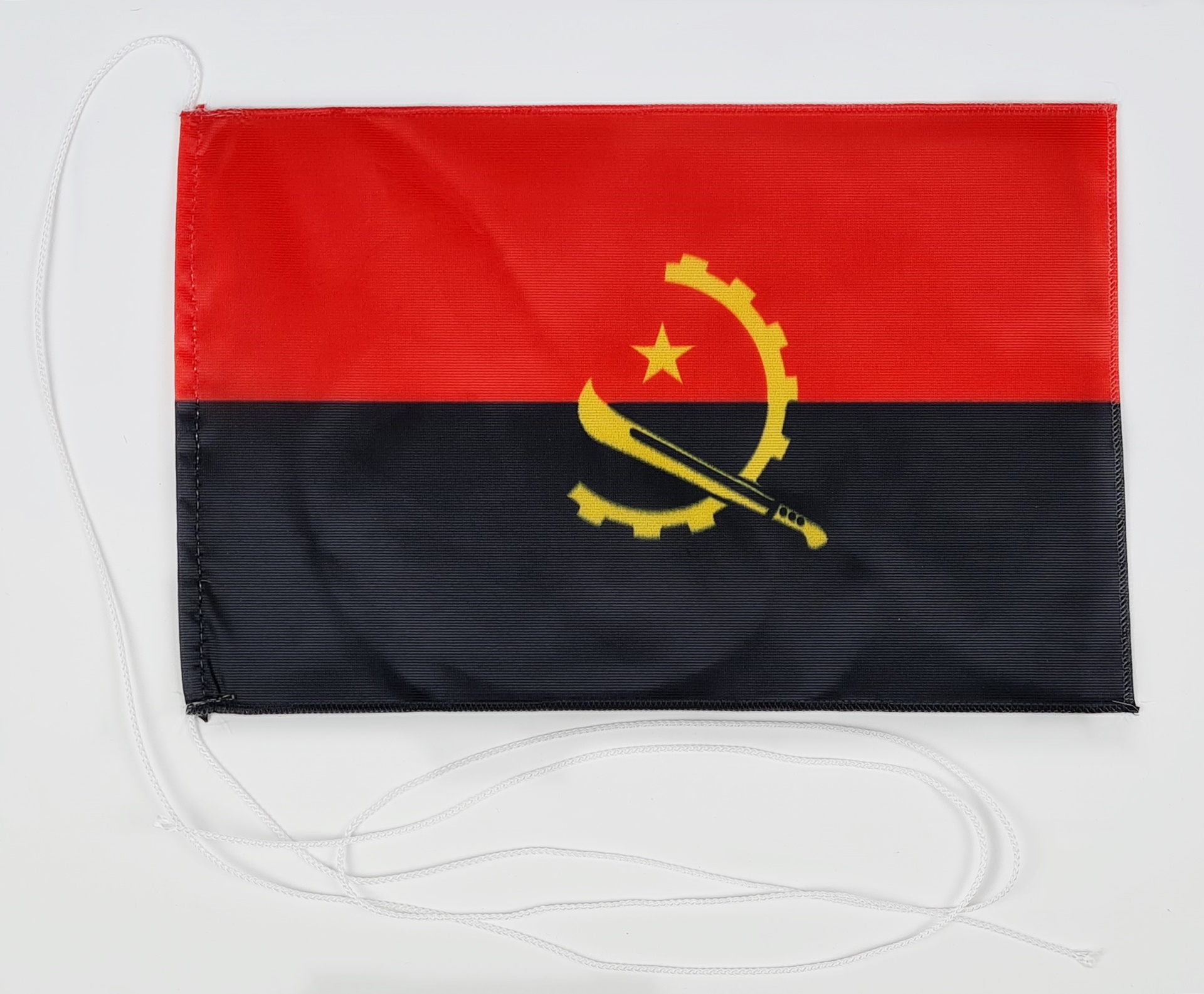 Tischflagge Angola 25x15 cm optional mit Holz- oder Chromständer Tischfahne Tischfähnchen