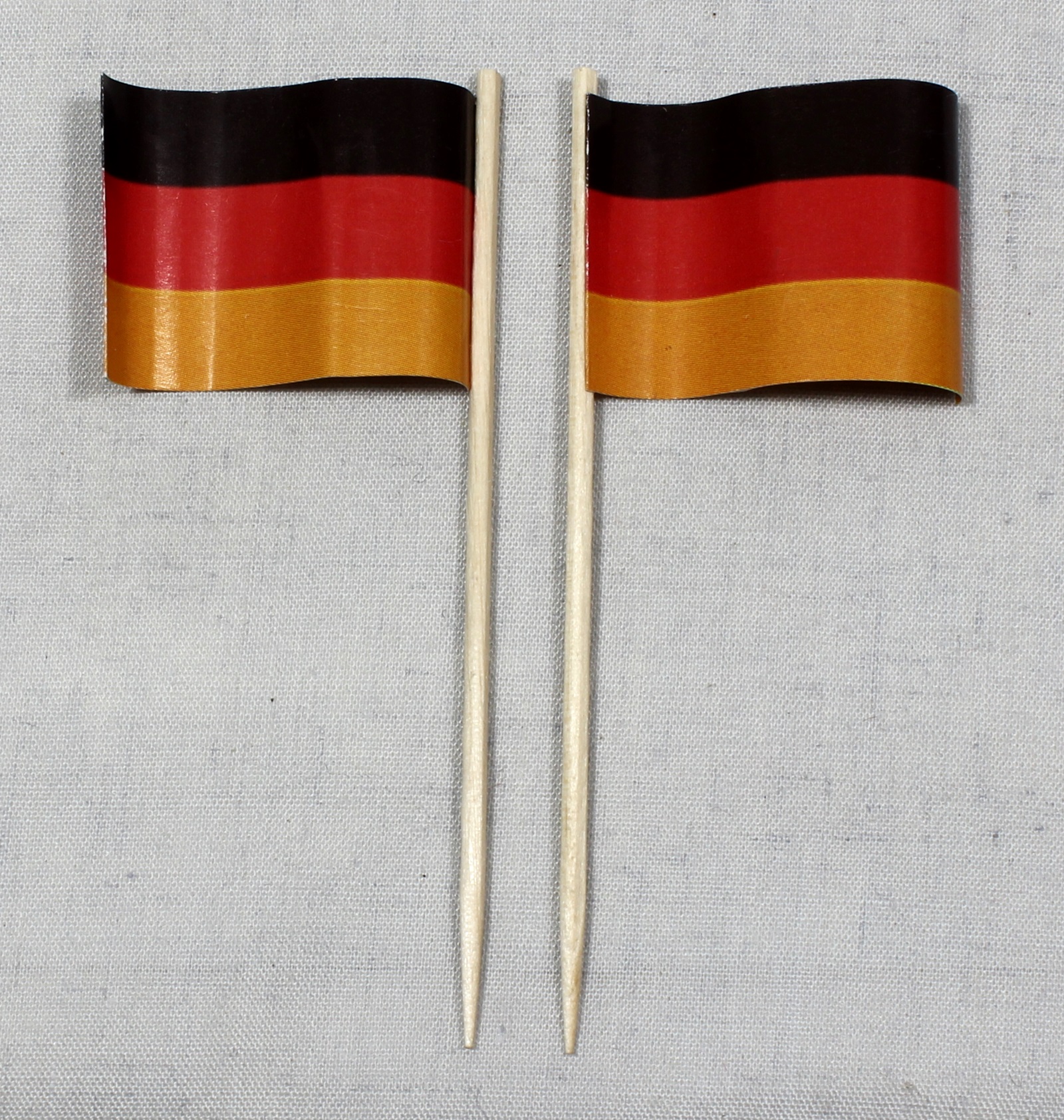 Party-Picker Flagge Deutschland Papierfähnchen in Spitzenqualität 50 Stück Beutel