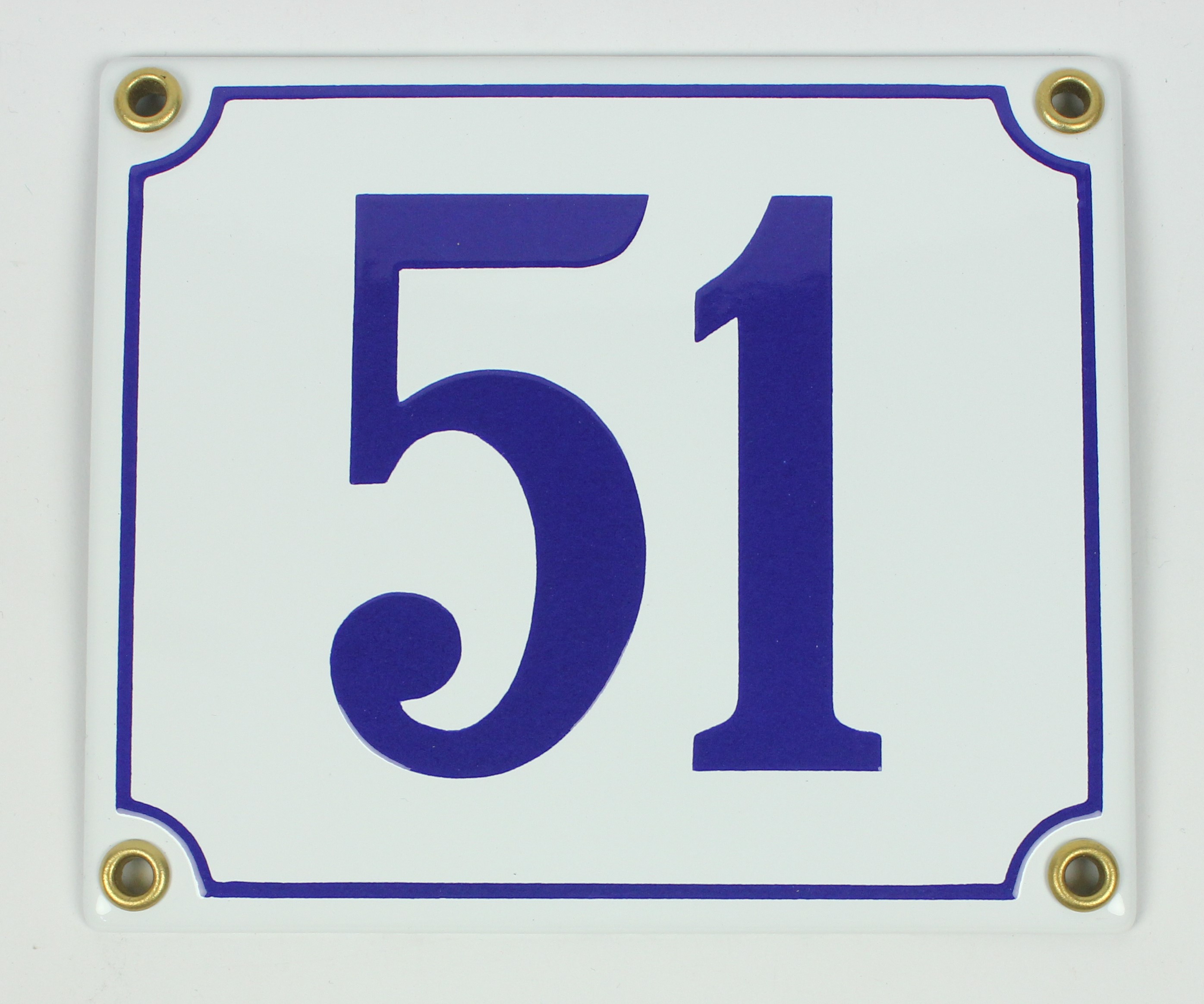 IMG_8533 Hausnummernschild 51 weiß Clarendon 14x12 cm Emailleschild