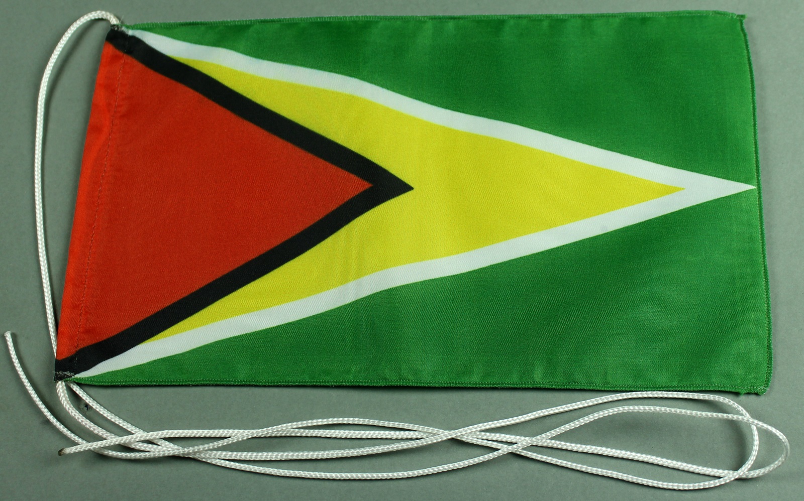 Tischflagge Guyana 25x15 cm optional mit Holz- oder Chromständer Tischfahne Tischfähnchen