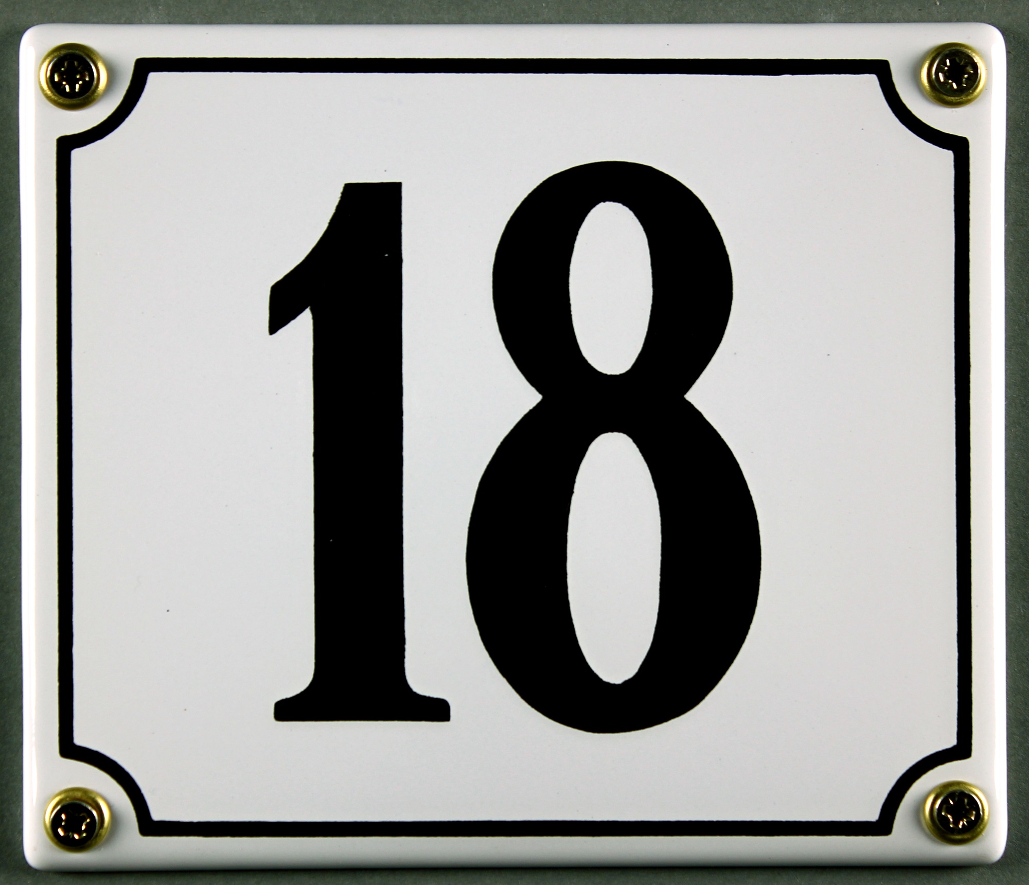 hausnummer-18-weiss-hausnummernschild-emaille Hausnummernschild 18 weiß 12x14 cm sofort lieferbar Schild Emaille Hausnummer Haus Nummer Zahl Ziffe