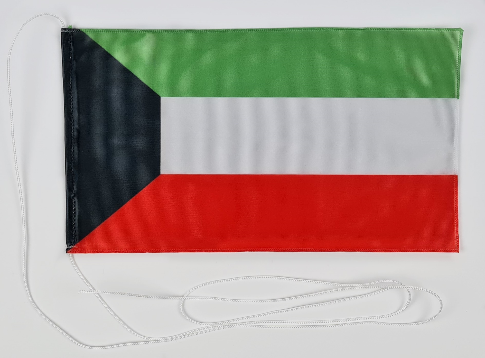 Tischflagge Kuwait 25x15 cm optional mit Holz- oder Chromständer Tischfahne Tischfähnchen