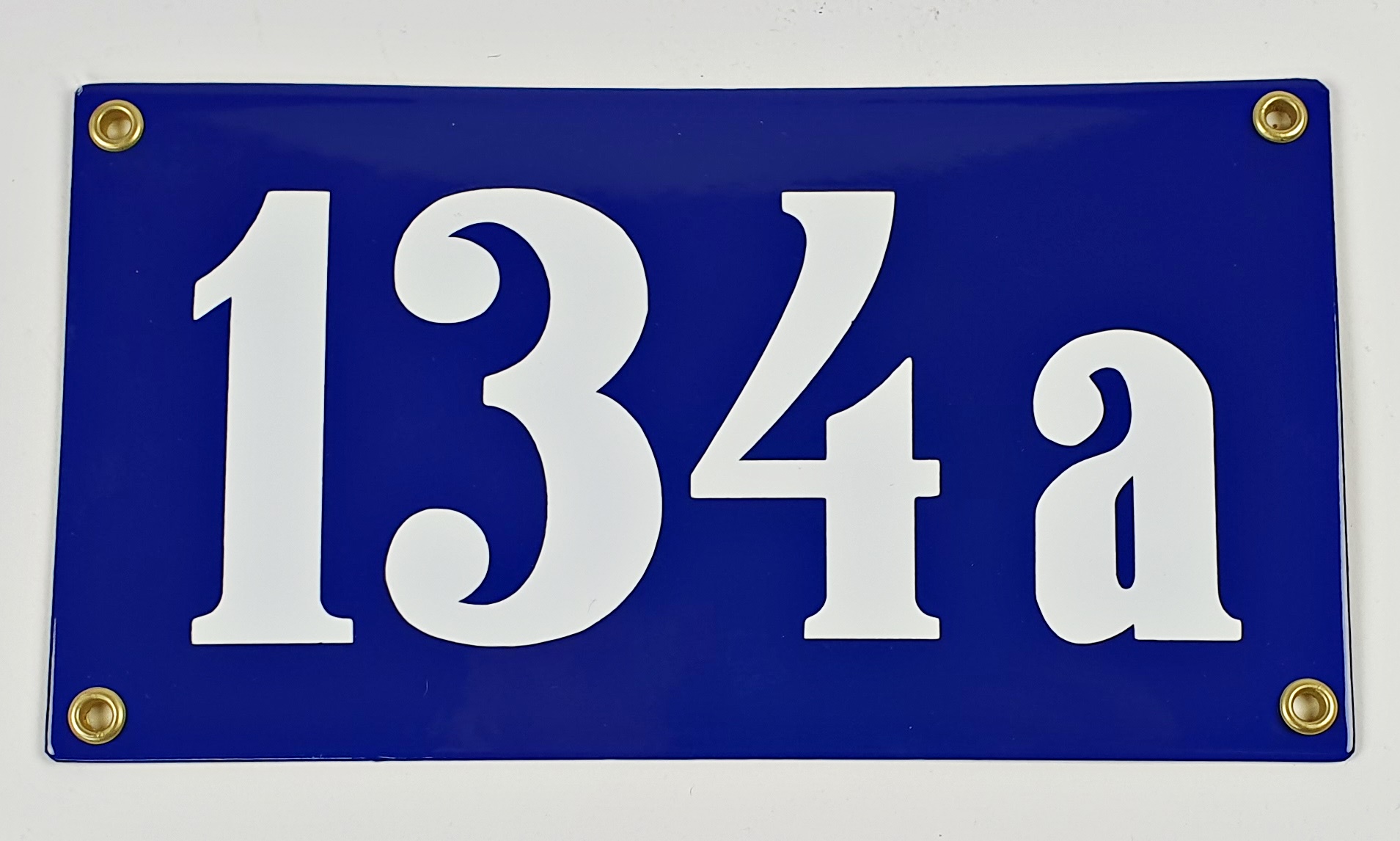 schild-134a Hausnummernschild 134a blau ohne Rahmen Clarendon 22x12 cm Emailleschild
