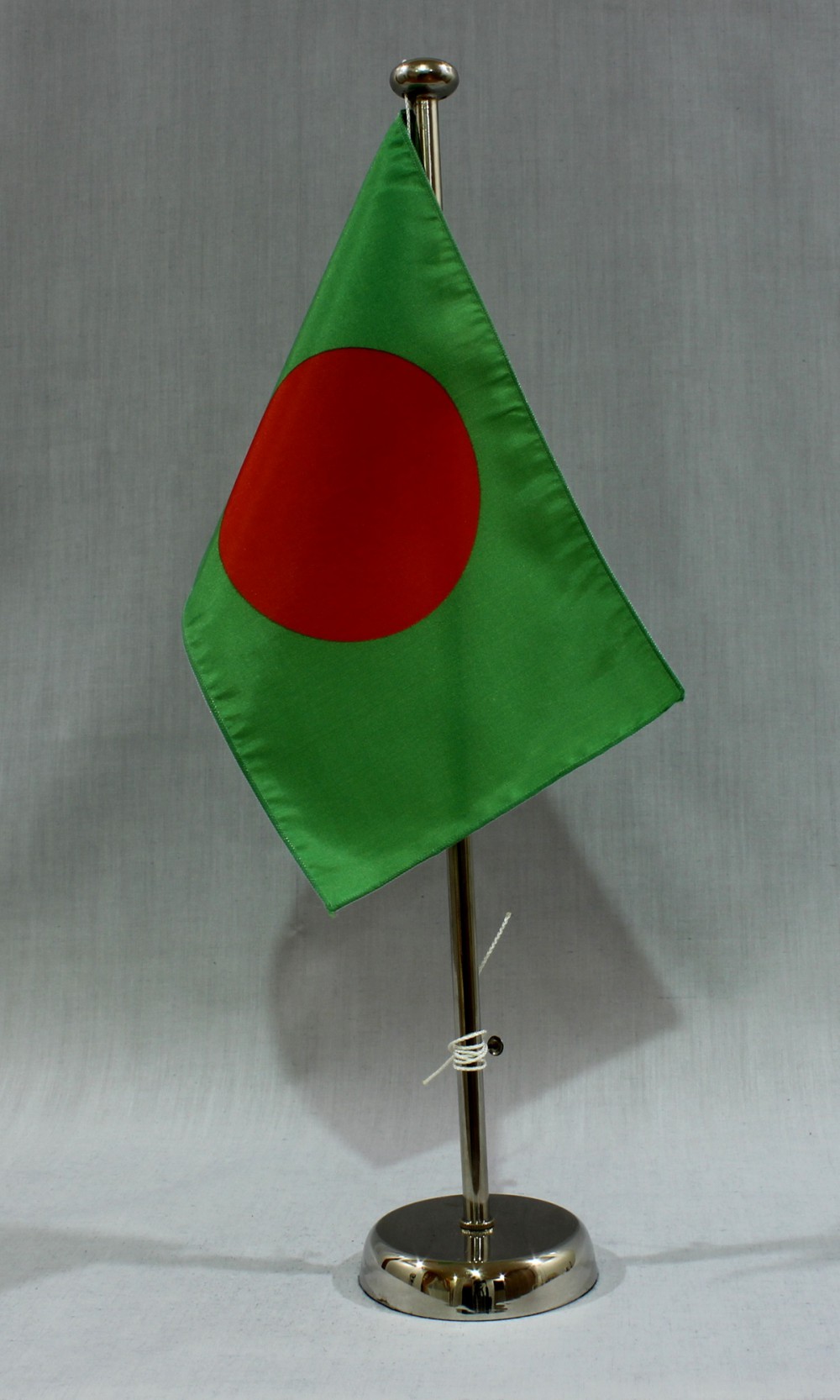 Tischflagge Bangladesh 25x15 cm optional mit Holz- oder Chromständer Tischfahne Tischfähnchen