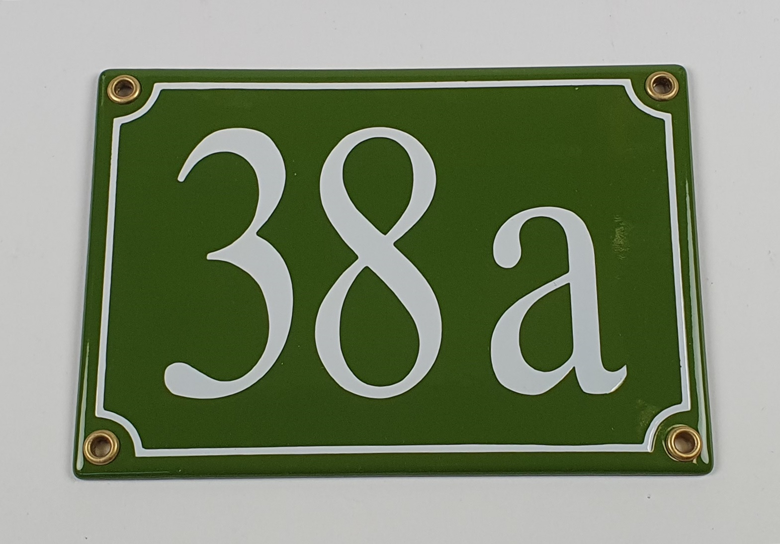 schild-38a Hausnummernschild 38a mittelgrün Serif 17x12 cm Emailleschild