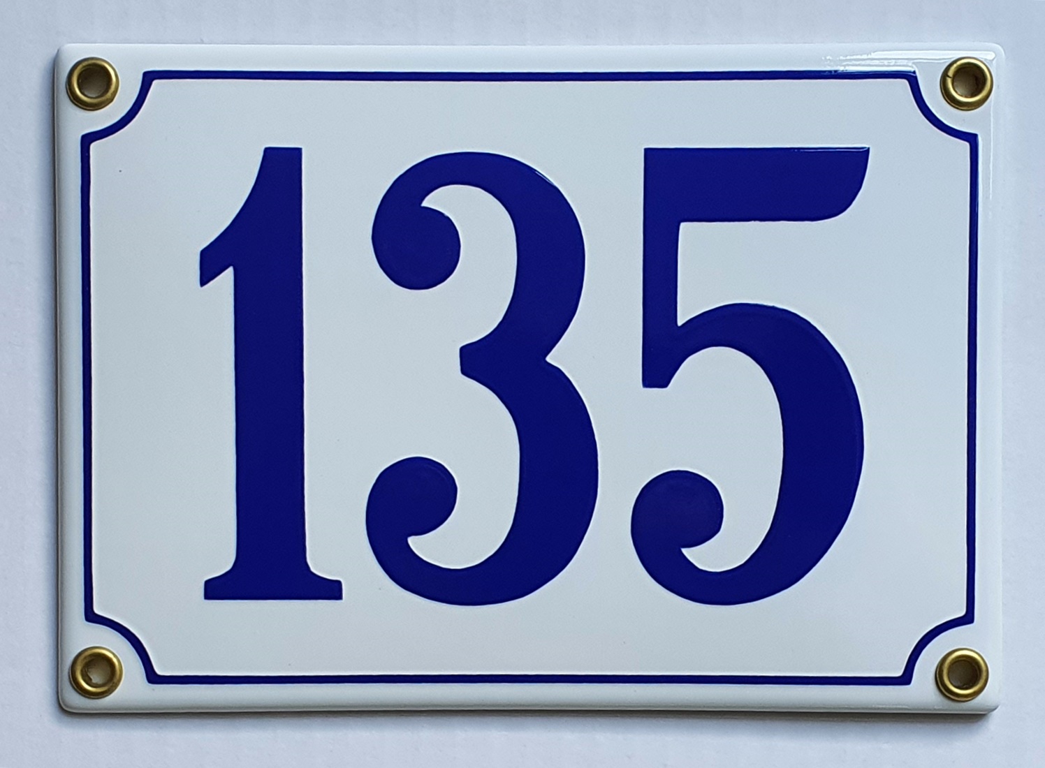 135 Hausnummernschild 135 weiß / blau Clarendon 17x12 cm Emailleschild